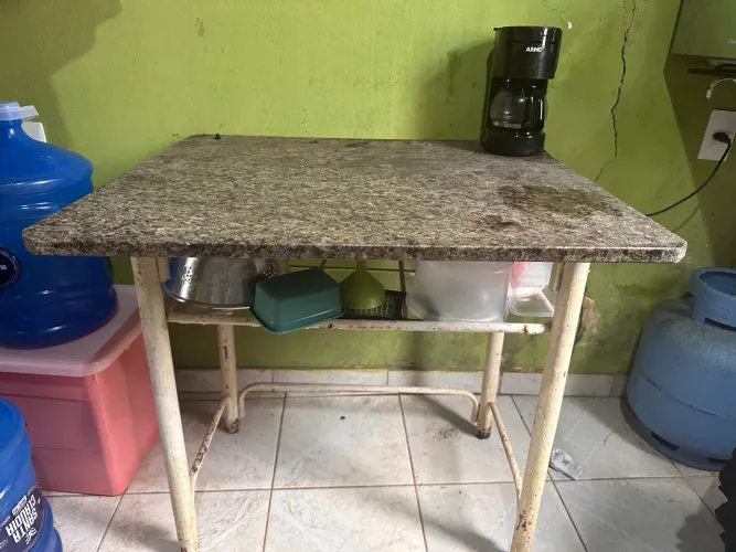 Mesa de granito