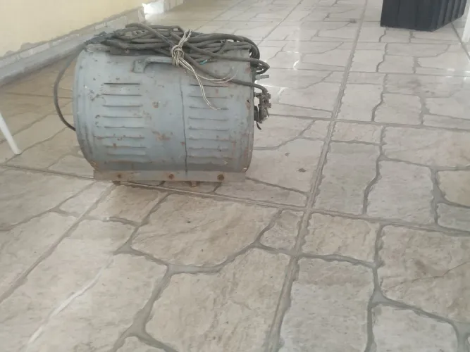 Máquina de solda usada