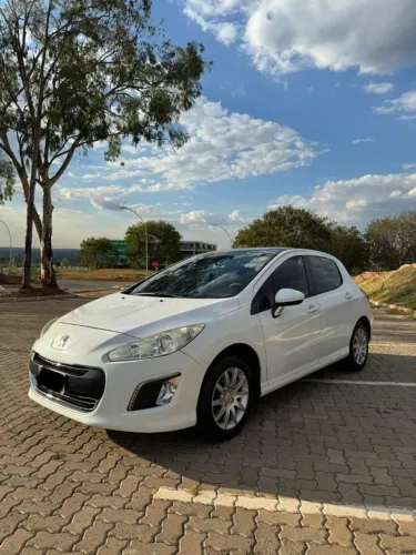 Peugeot 308 Active 1.6 Flex 16V 5P Mec. 2014