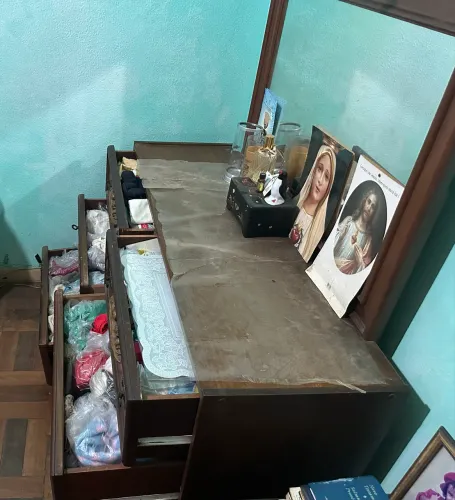 Vendo linda penteadeira antiga
