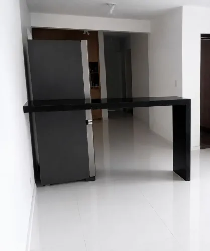 Bancada de pedra cor preto São Gabriel