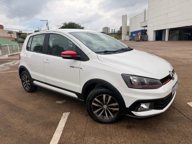 Volkswagen Fox Pepper 1.6 Flex 16V 5P 2017