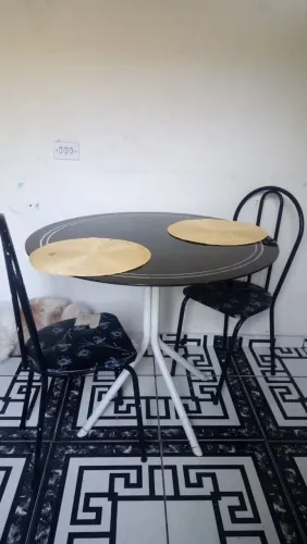Mesa redonda de vidro 