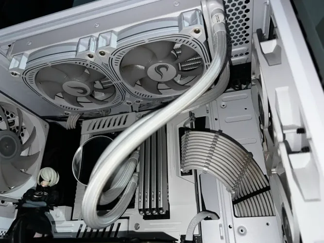 Water cooler Rise Mode 240mm ARGB branco