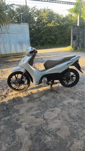 Honda Biz 125 EX 2025