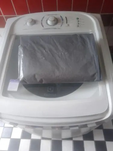 Máquina de lavar roupa Eletrolux turbo 15 kilos