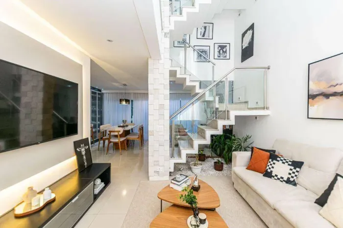 Casa com 4 suítes à venda, 193 m² por R$ 1.450.000 - Pinheirinho - Curitiba/PR