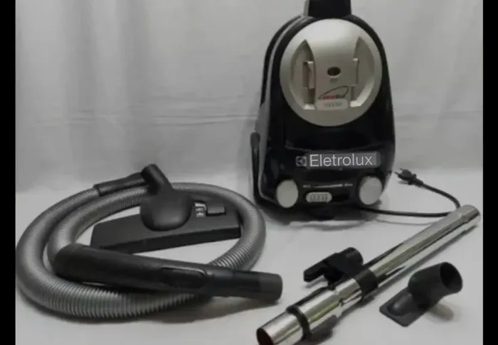 Aspirador de pó electrolux easybox 1600w