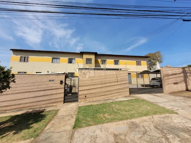 Apartamento à venda em Campo Grande-MS, no Monte Castelo: 3 quartos, 2 salas, 2 banheiros,