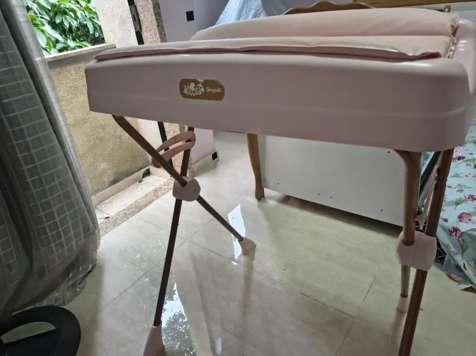 Trocador e suporte pra banheira