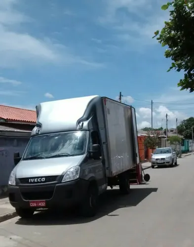 Mudanças para outros estados, fretes e carretos. Preço justo.