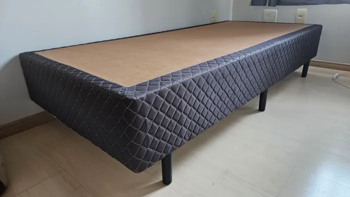 Base para cama box de solteiro