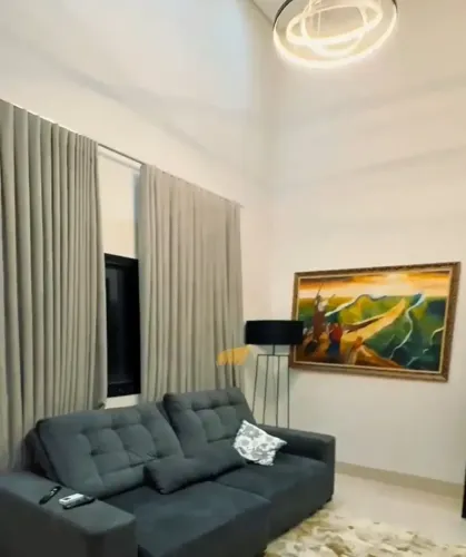 Casa em condomínio fechado com 3 quartos 1 suíte master energia solar 2 vagas de garagens