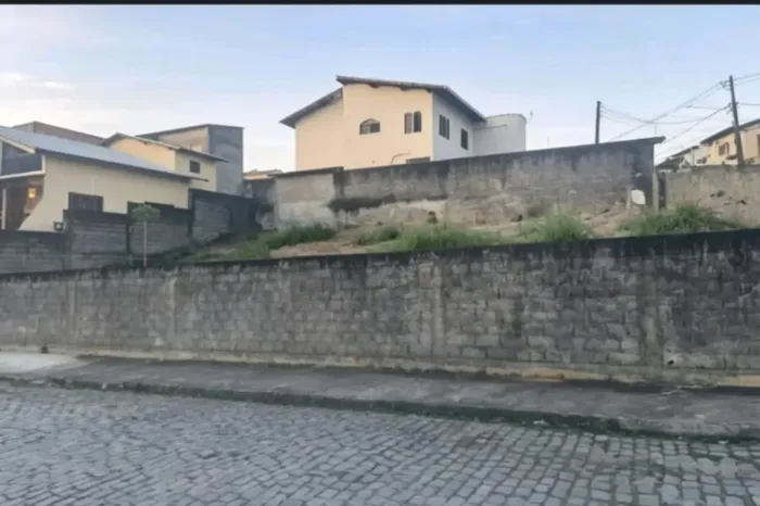 Vendo Terreno no bairro Novo Horizonte