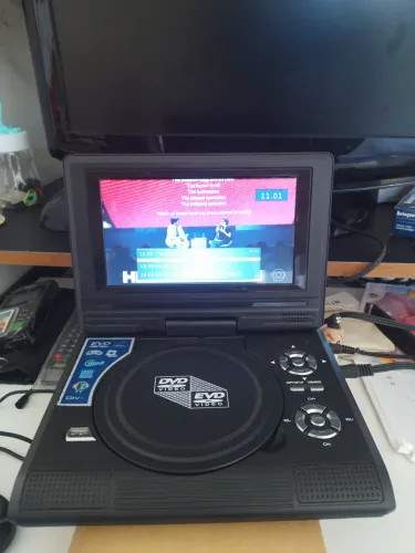Tv portátil,  game , DVD, completa