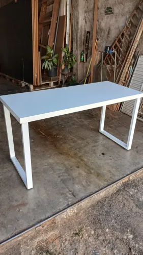 Mesa industrial branca 1,50 metros preço só quinta