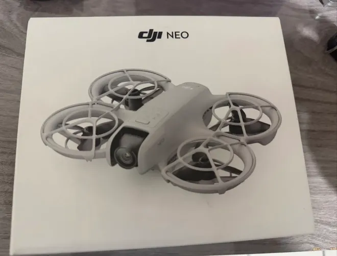 Vendo drone DJi neo.lacrado ac cartão 1.100