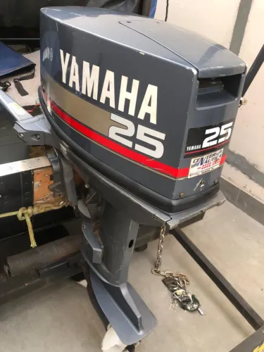Motor Popa Yamaha 25 hp 