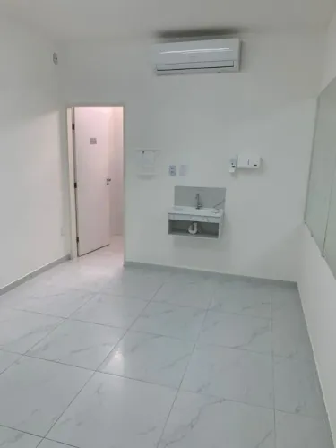 Valor de Super OPORTUNIDADE - Sala Comercial com 32m² para ALUGUEL em Tambaú