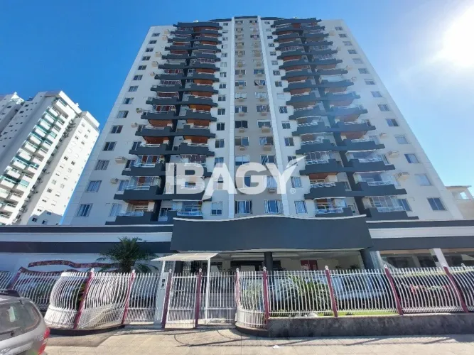 Excelente Apartamento 3 dormitório(s) em Estreito - Florianópolis