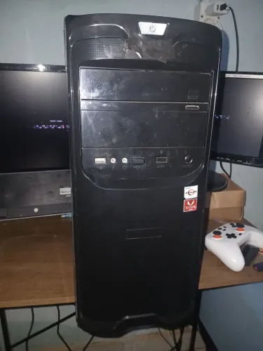 Computador Athlon 16 GB / 256 GB