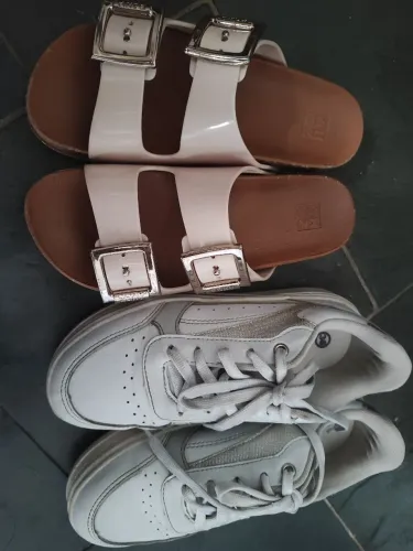 Vendo 50 reais os dois 
