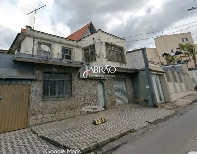 Casa no Centro de Barbacena, MG