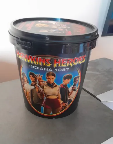 Pote de Sorvete Stranger Things (Oggi)