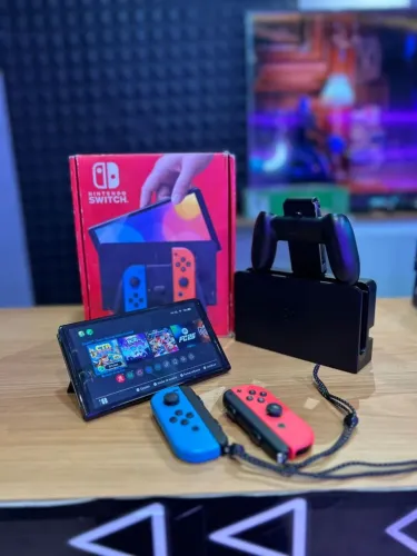 Nintendo Switch OLED Desbloq. C/ Jogos