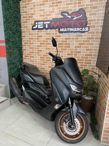 N-max 160 - único dono