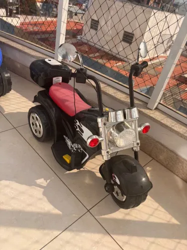 Motinha elétrica infantil