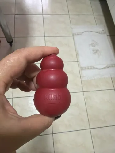 KONG Classic Original Pequeno (S) | Brinquedo Interativo para Cães | Vermelho