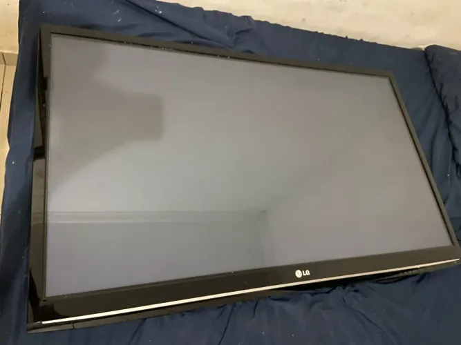 TV Plasma LG 50 Polegadas (Modelo 50PJ350) - Imagem Excelente