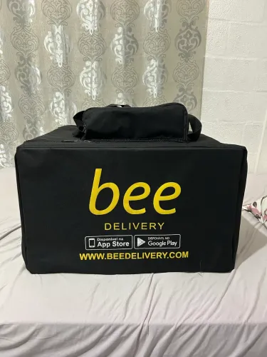 Vendo bag de 55 litros 250 reais, cabe pizza família 