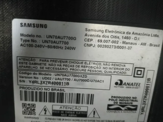 Tv Crystal 70" Samsung 4k - para retirar peças