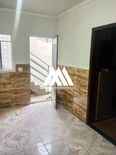 Vendo casa com 03 quartos no Bela vista- Itaúna/Mg!!