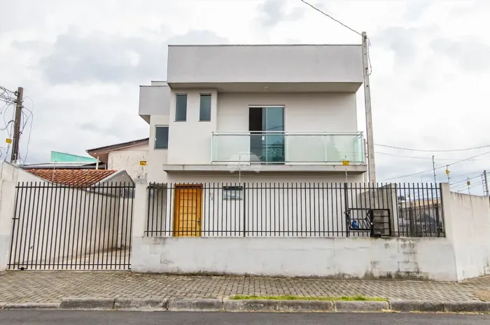 Sobrado Novo no Cajuru com Suítee 76m²