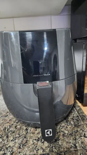 Air Fryer Electrolux Rita Lobo EAF20 - Com Defeito