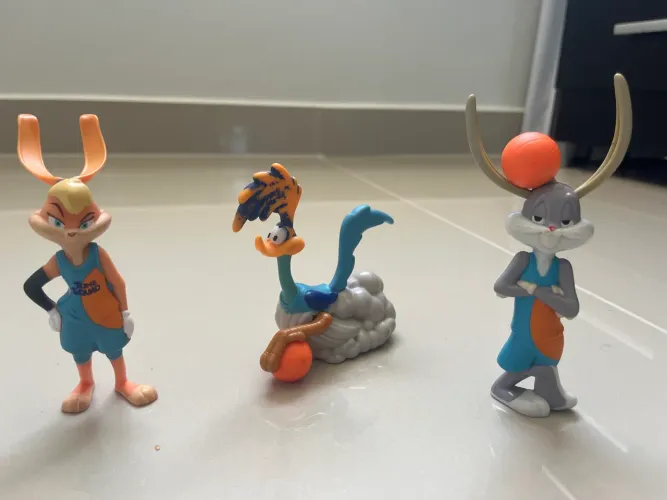 Bonecos tune squad