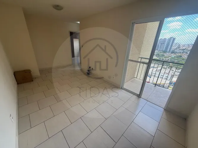 Apê de 49m com 2 quartos, varanda e 1 vaga coberta no Piqueri