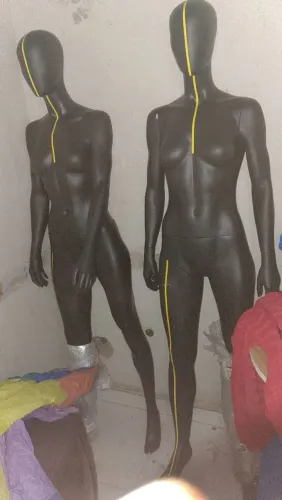 Manequim masculino e feminino