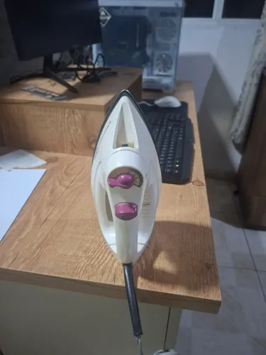 Ferro elétrico Black Decker a vapor