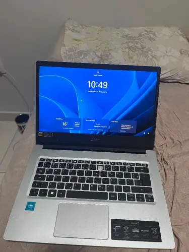 Vendo notebook acer novo