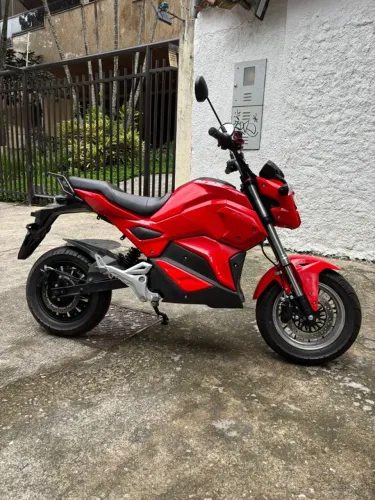 Mormaii Urban Vermelha (ELÉTRICA) 2025