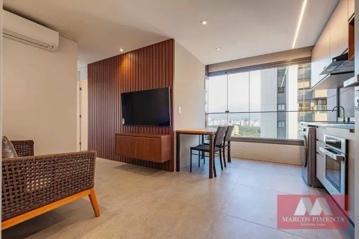 Apartamento com 1 dormitório para alugar, 46 m² por R$ 7.987,00/mês - Pinheiros - São Paul