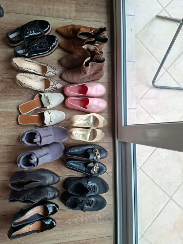 Sapatos diversos