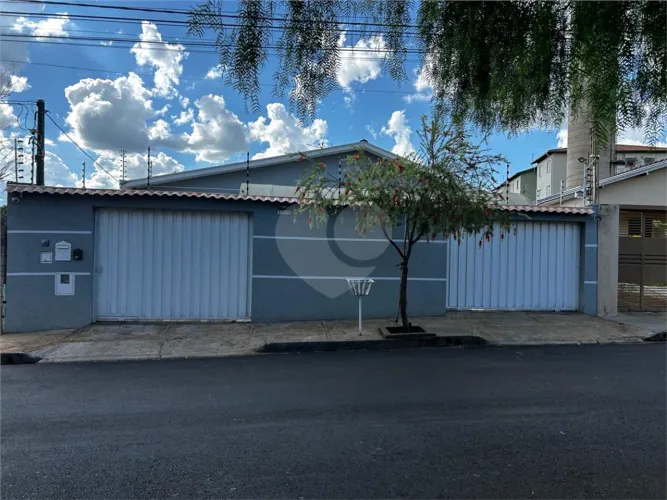 Casa com 4 quartos à venda em Jardim das estações (vila xavier) - SP