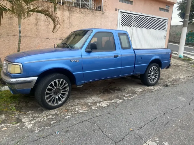 Ford Ranger XLT 4.0 4X2 CS 1995