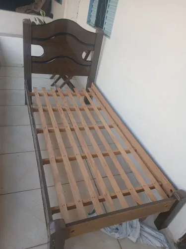Vende-se 2 camas