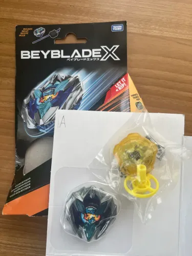 Beyblade X Dran Buster 5-70 DB Hasbro. Novo.